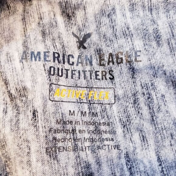 American Eagle Red & Gray Active Flex Short Sleeve Henley T-Shirt Men's Medium - Picture 5 of 7